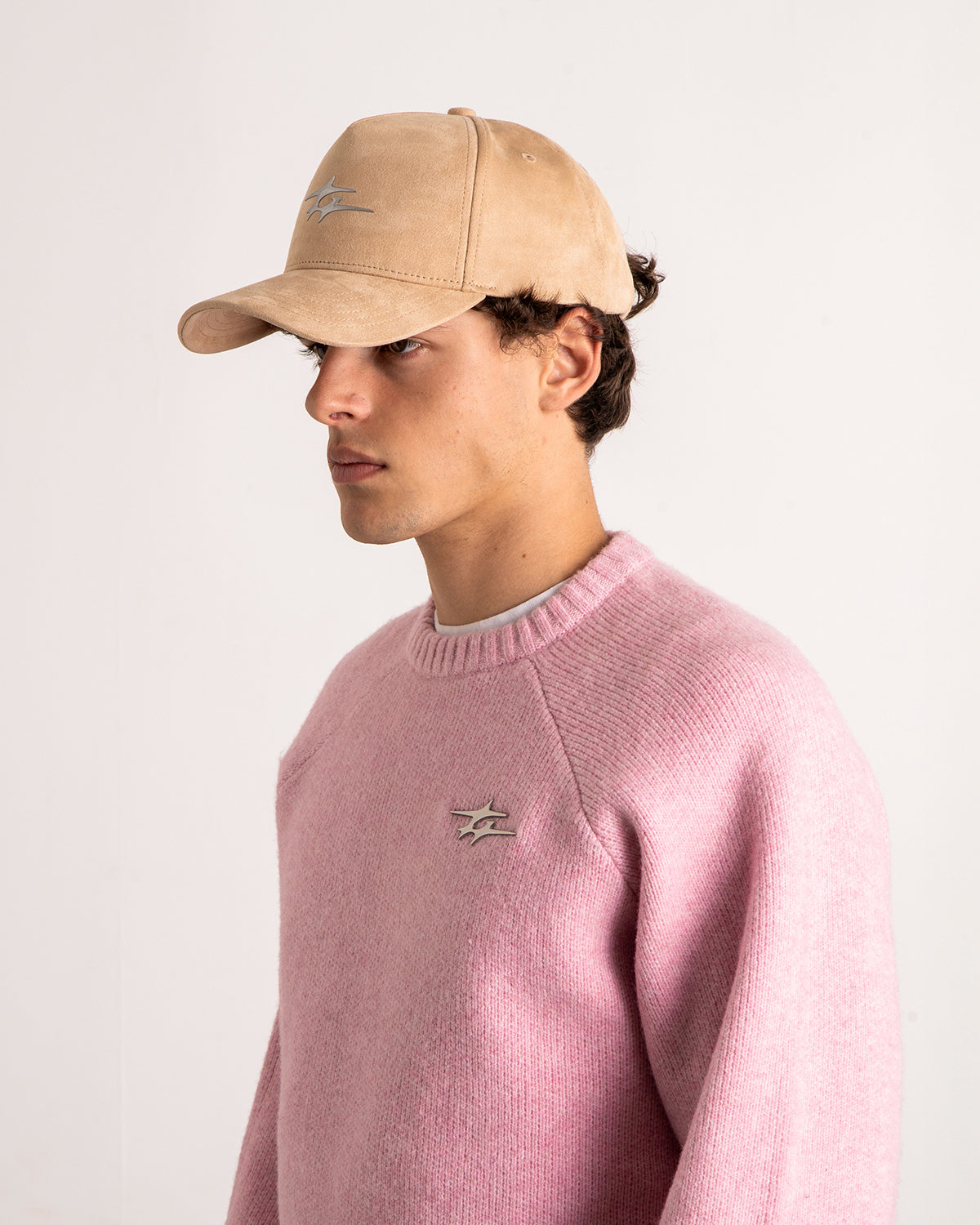 SUEDE LOGO CAP BEIGE