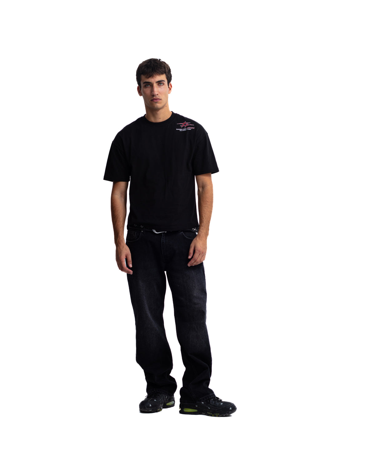SURRENDER TEE BLACK
