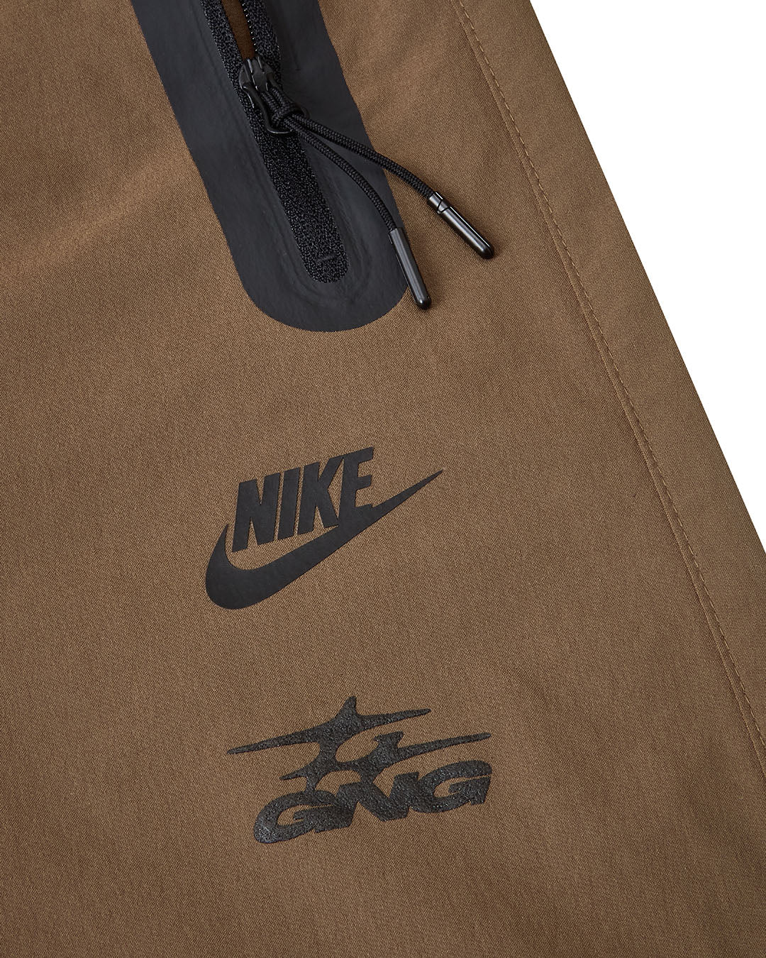 NIKE TECH WOVEN PANTS MOSSWOOD BROWN