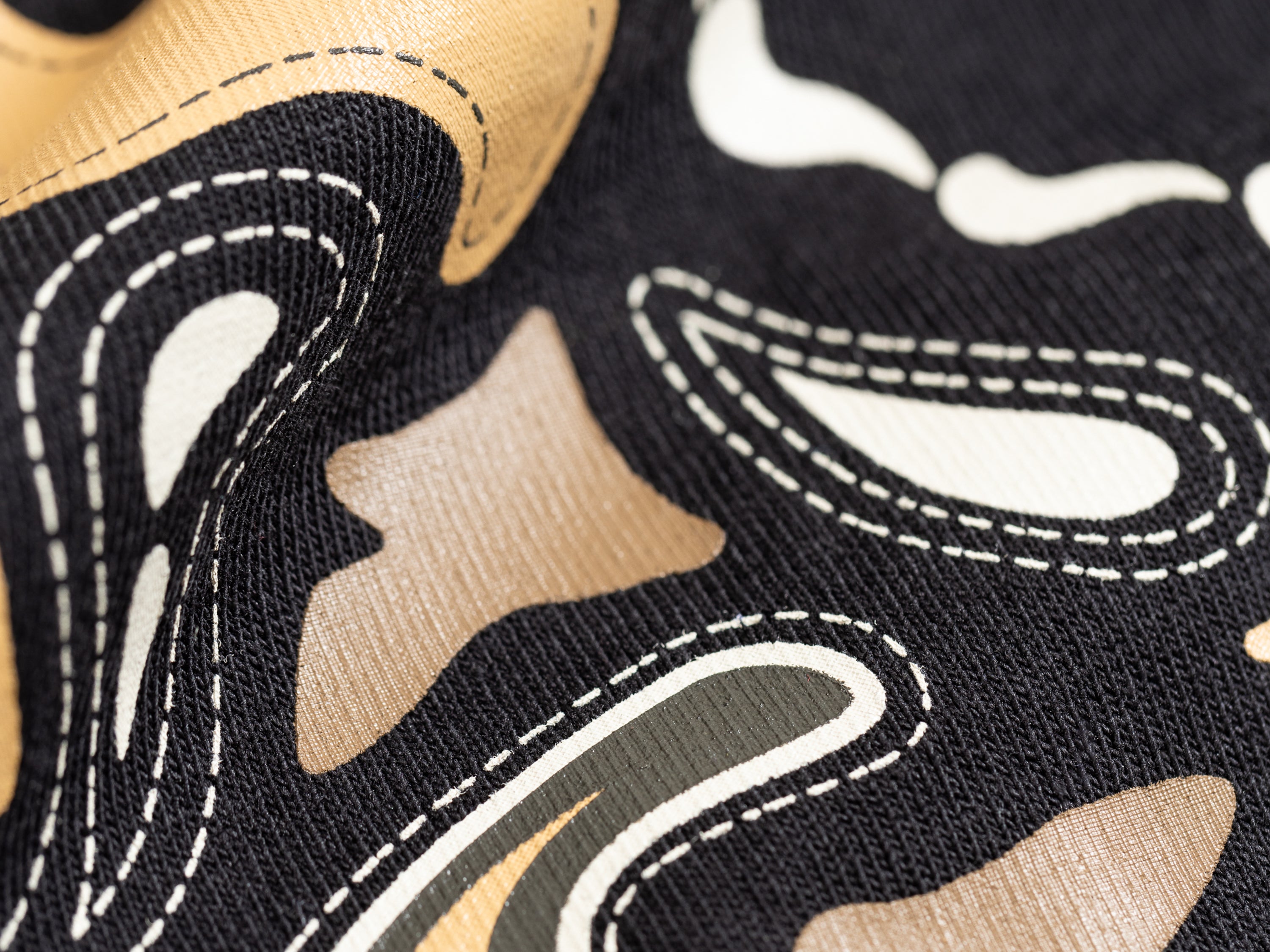 CANVAS T-SHIRT DARK