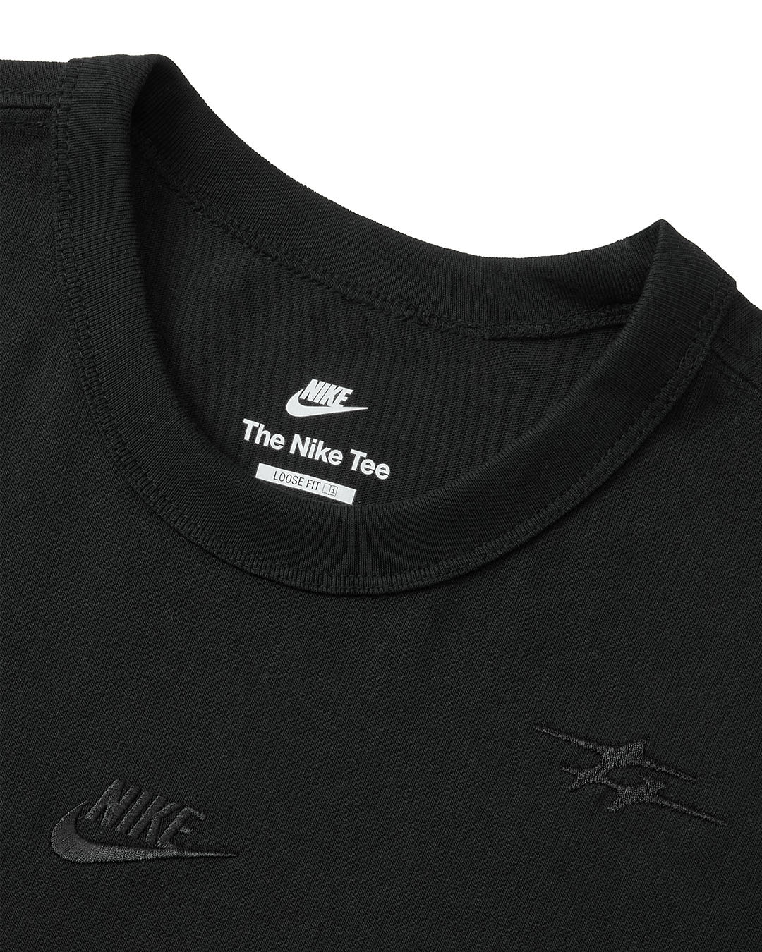 NIKE PREMIUM ESSENTIALS TEE BLACK