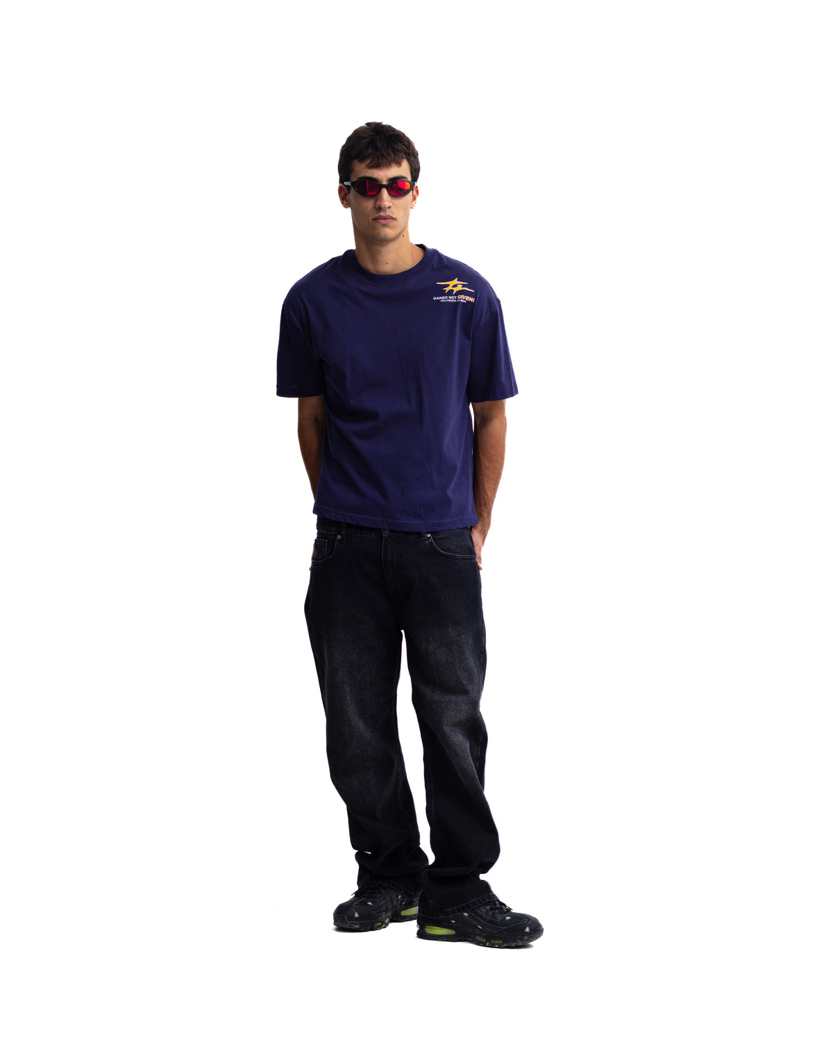 SURRENDER TEE NAVY