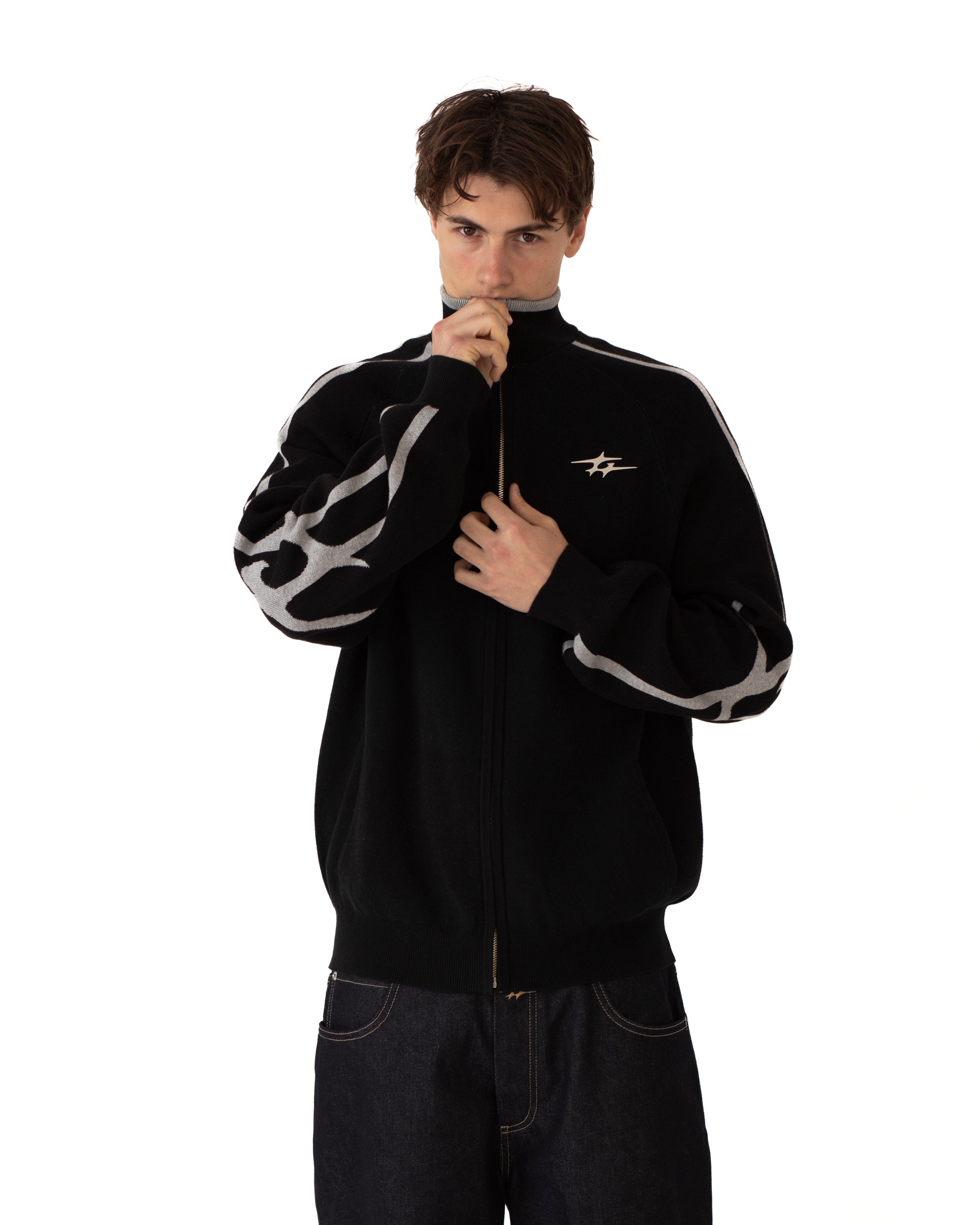 KNIT BILL BLACK