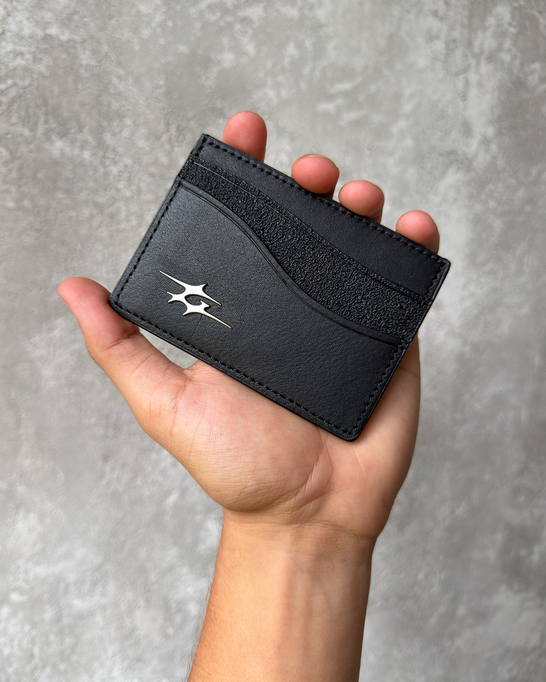 ARTEFACT_07 [CARD HOLDER]